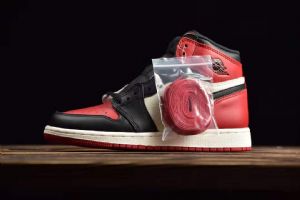 ����ЬNIKE�Ϳ�AIR MAXϵ�й����澭��������Դ��һ˫����Ǯ