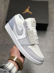���﴿ԭ�¿��������AJ1 Low�ͰＴ�����ۣ���������