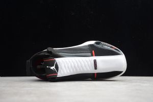 ������ռ������������ǵ�Ь