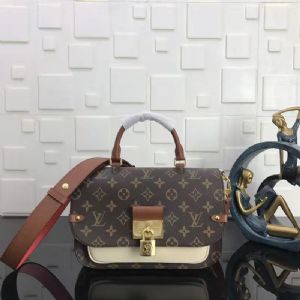 ����һ�����칤������Ʒ�ʿ������ף���ʽȫ��ȫ