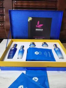 ������ҩ��Ĥ����Ǯһ���������˷����۸����