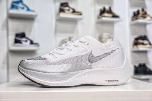 Nike ZoomX NextɫܲЬϵ