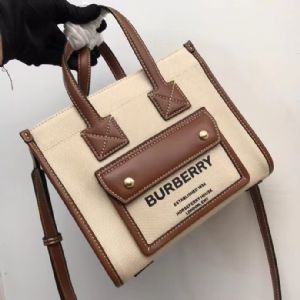 Burberry������������׼����ÿ��ϸ�ڶ�һģһ��