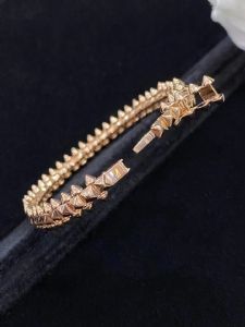 Cartier*ָ 18Kcartier bracelet