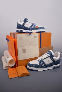 �����ݳ�Ʒ�߶ˡ���Ь���������ֱ�����������һ���������ɷ���ȫ����ͼƬ