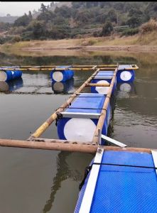 水上养殖一体过道塑膜浮筒