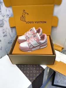 �����ݳ�Ʒ�߶ˡ���Ь���������ֱ�����������һ���������ɷ���ȫ����ͼƬ